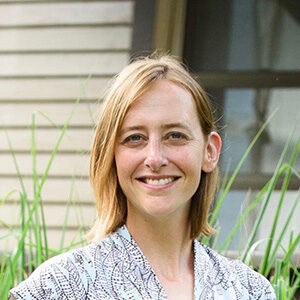 Laura Steele